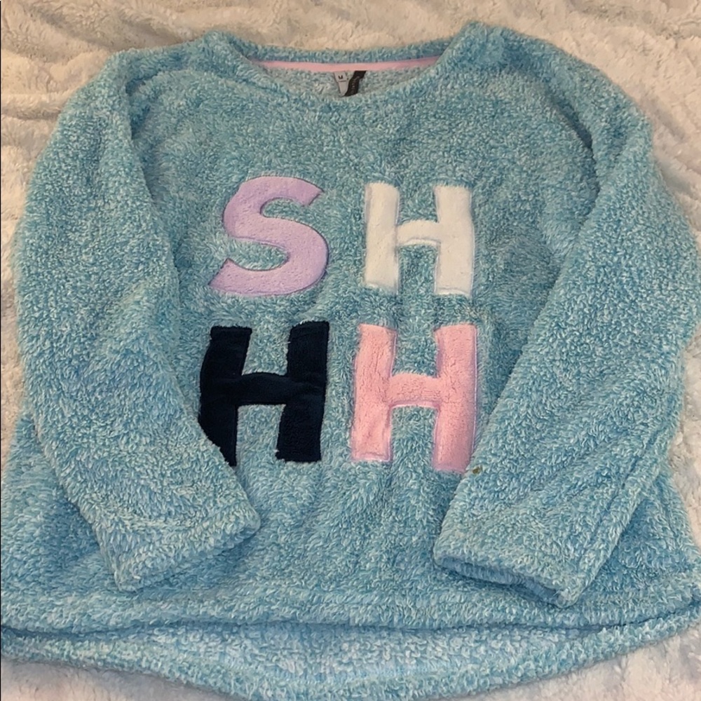 pajama pullover